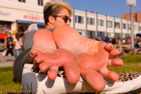 bare sole display presentation